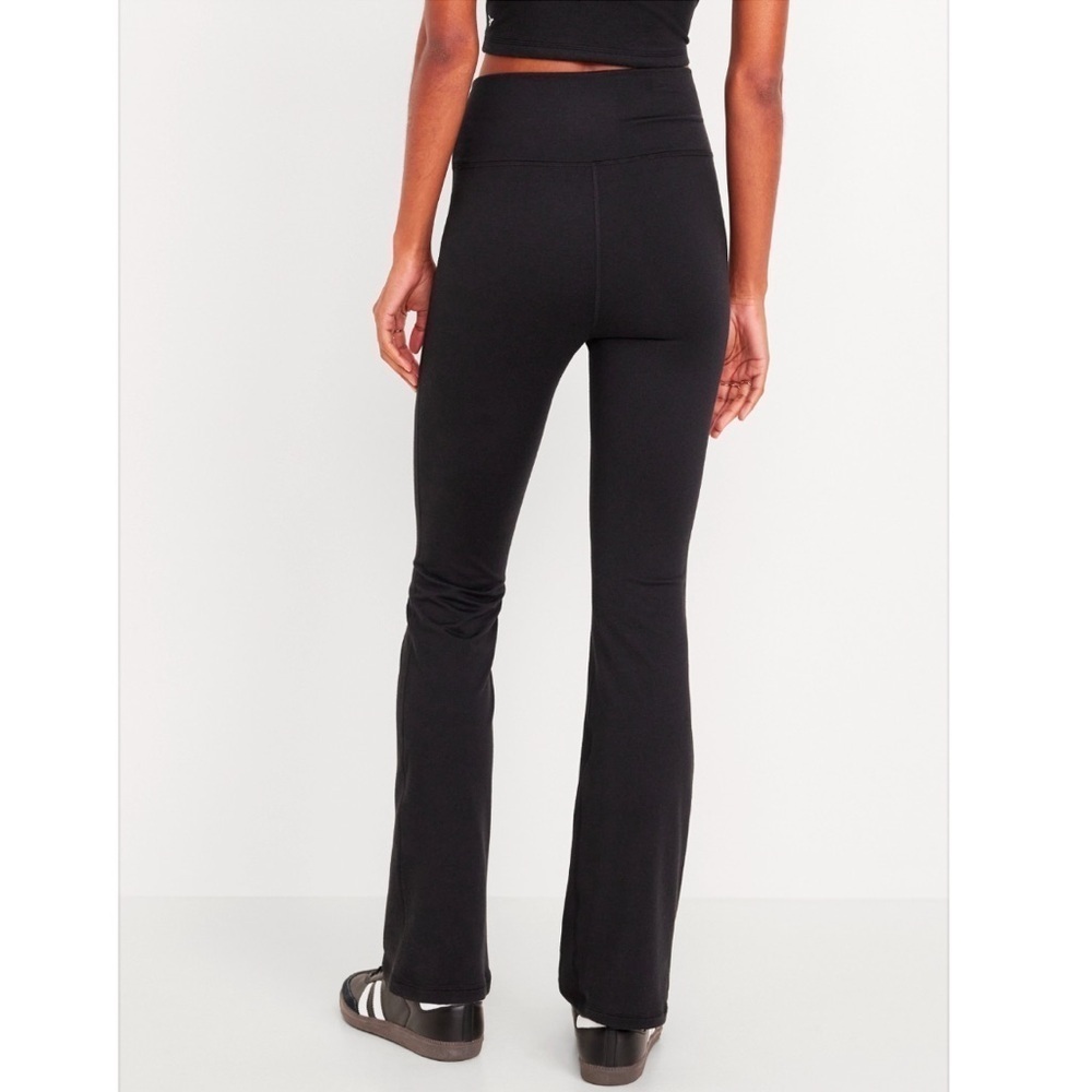 NWT Old Navy Extra High-Waisted CloudComfy Boot-Cut Leggings Black Jack Size SP - Picture 6 of 15